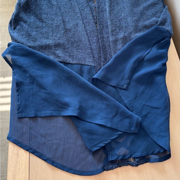 August Silk Denim Blue Open Front  Lace Back Cardigan / Size Large NWT - Picture 8 of 13